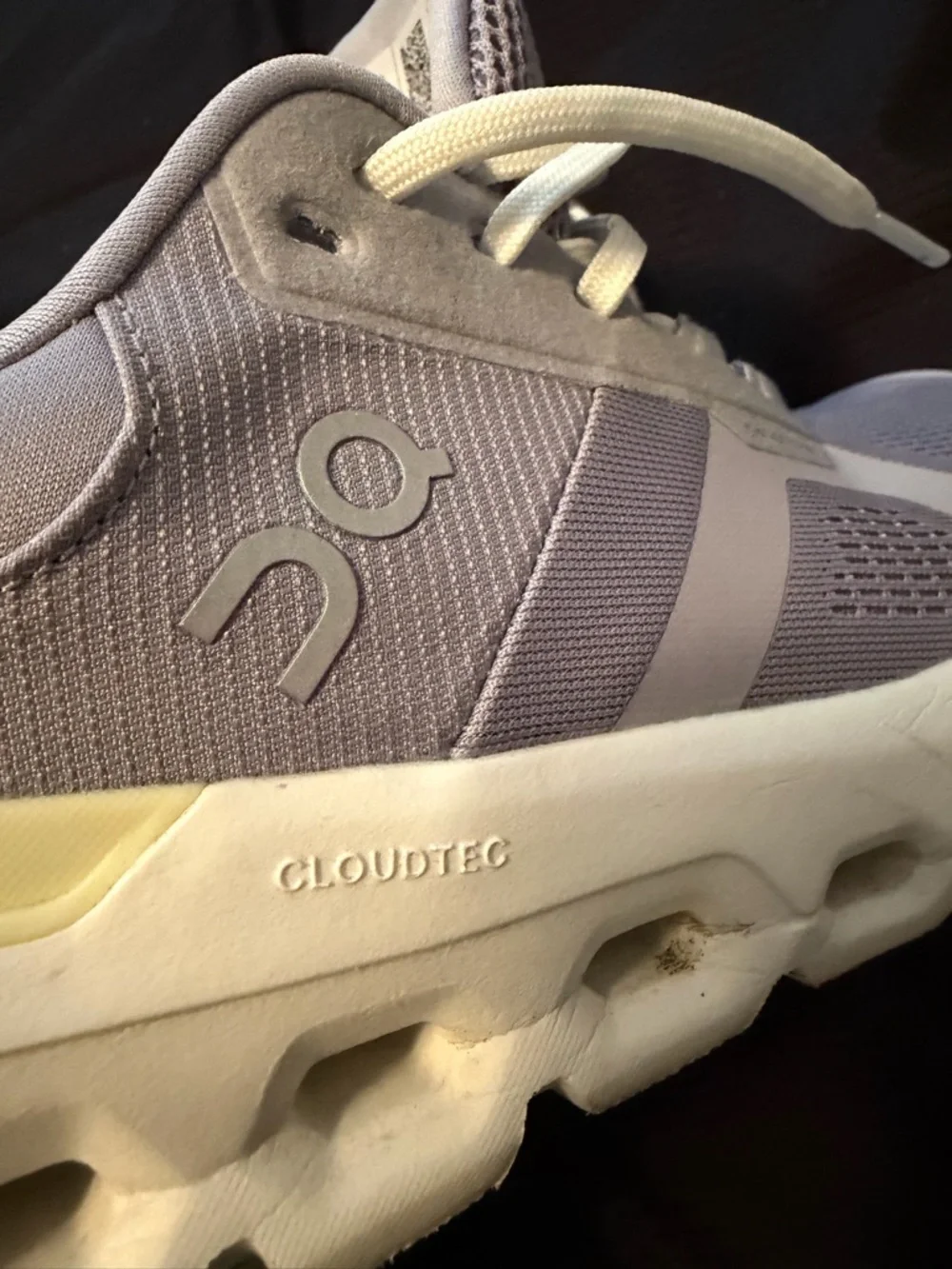 On Cloud 2  Running Women's Cloud Sneakers in Lavender with Cream Accents - Picture 15 of 15